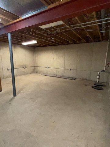 1812 Wake Island Drive, Joliet, IL 60435