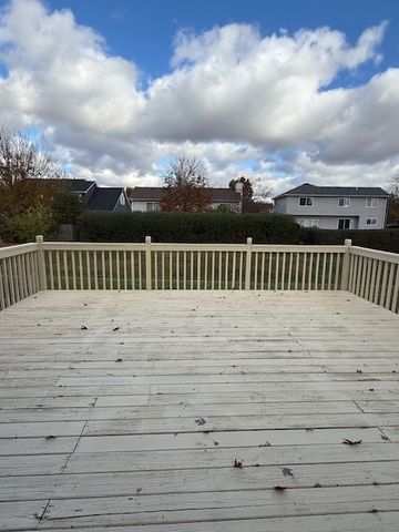 1812 Wake Island Drive, Joliet, IL 60435