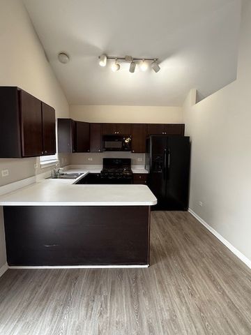 1812 Wake Island Drive, Joliet, IL 60435