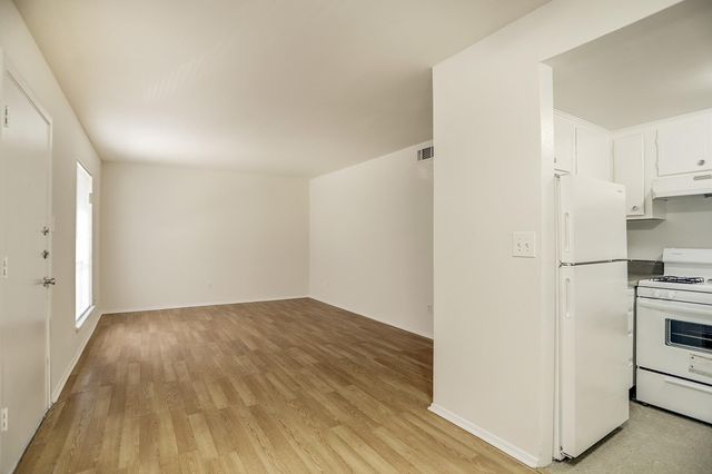 3407 Graustark Street 1, Houston, TX 77006