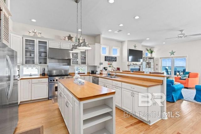 1985 W Beach Boulevard, Gulf Shores, AL 36542