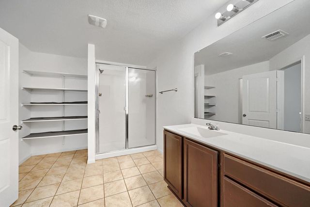 100 Liard River RD, Hutto, TX 78634