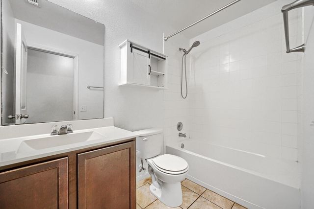 100 Liard River RD, Hutto, TX 78634