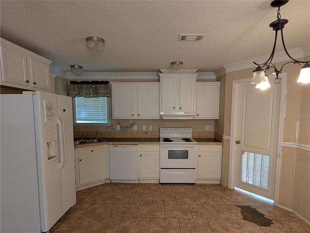 8174 ADRIAN DRIVE, Brooksville, FL 34613