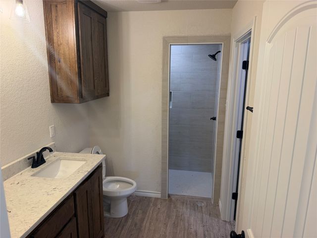 172 Altom Road, Springtown, TX 76082