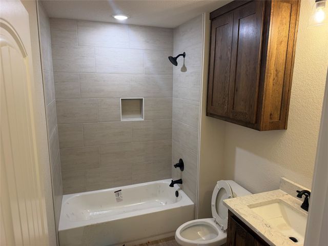 172 Altom Road, Springtown, TX 76082