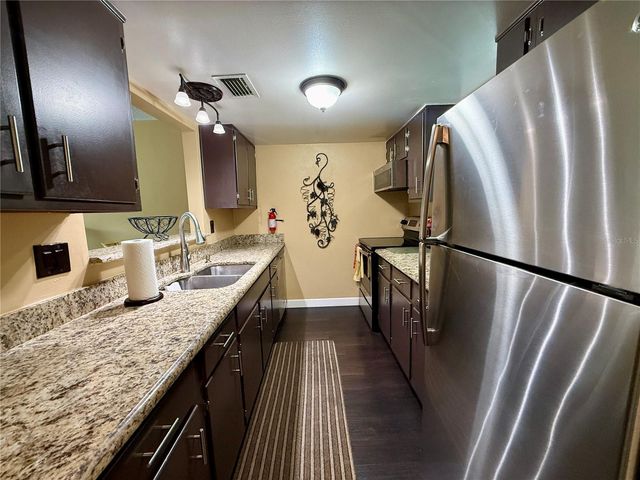 464 N PAULA DRIVE 313, Dunedin, FL 34698