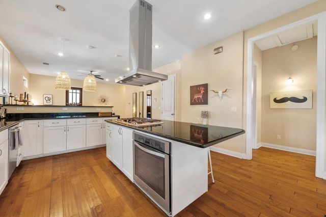 111 Adam L Chapa Sr ST, Austin, TX 78702