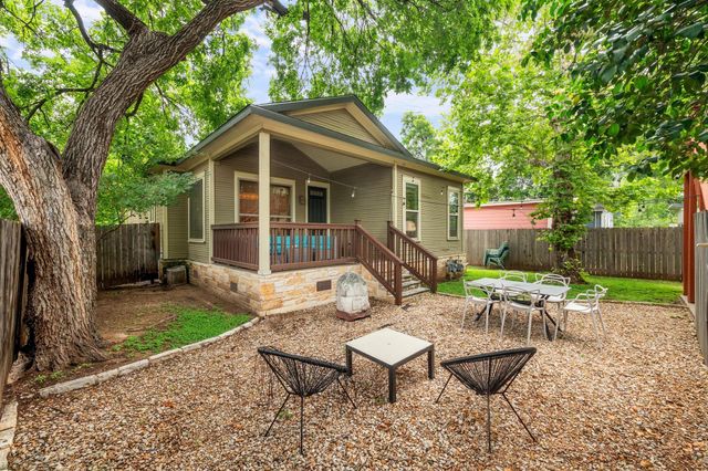 111 Adam L Chapa Sr ST, Austin, TX 78702