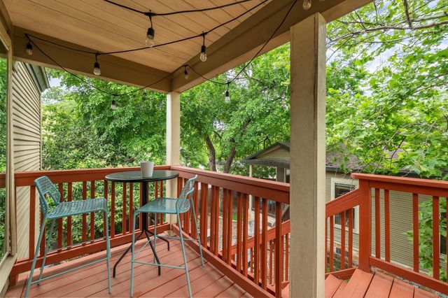 111 Adam L Chapa Sr ST, Austin, TX 78702