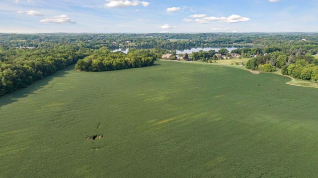 24x4 Holy Name Drive, Medina, MN 55340