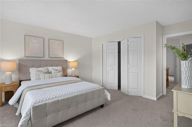 306 Worthington SQ, Portsmouth, VA 23704