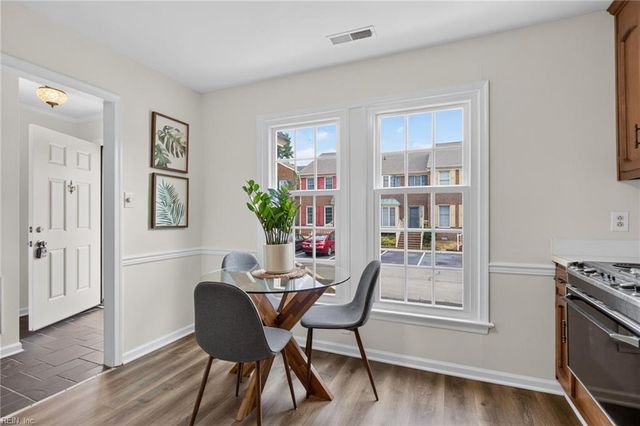 306 Worthington SQ, Portsmouth, VA 23704