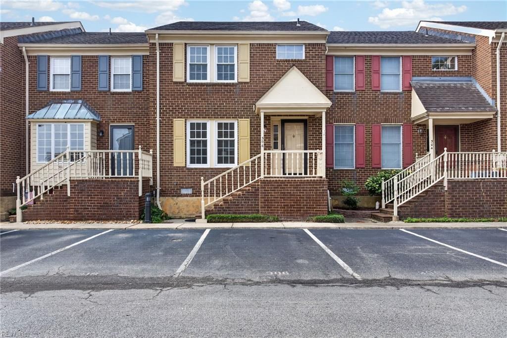 306 Worthington SQ, Portsmouth, VA 23704