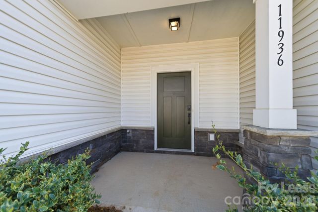 11936 Basking Drive, Charlotte, NC 28214