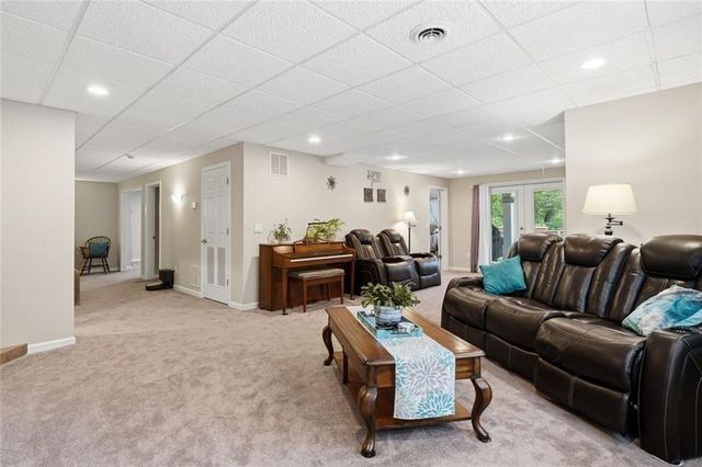 2951 Summitop Court, Marietta, GA 30066