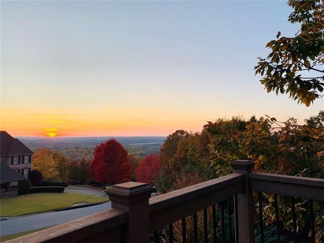 2951 Summitop Court, Marietta, GA 30066