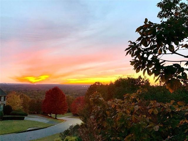 2951 Summitop Court, Marietta, GA 30066