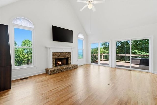 2951 Summitop Court, Marietta, GA 30066
