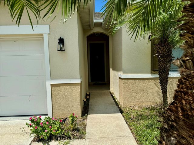 4912 STONE ACRES CIR, St Cloud, FL 34771