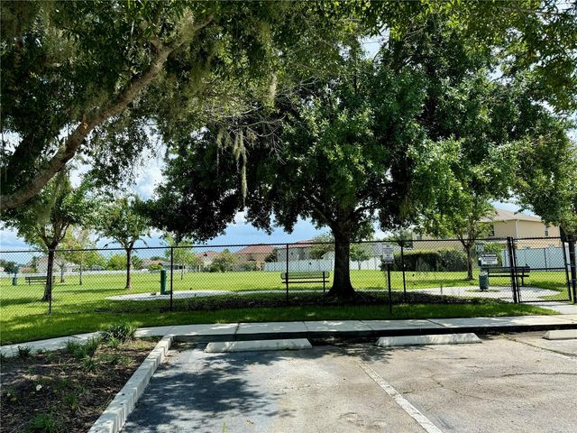 4912 STONE ACRES CIR, St Cloud, FL 34771