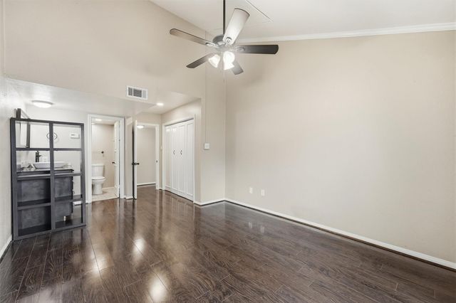 12315 Glenview Drive, Montgomery, TX 77356