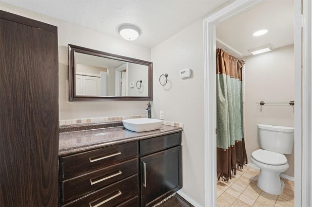 12315 Glenview Drive, Montgomery, TX 77356