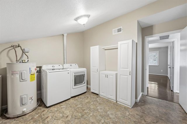 12315 Glenview Drive, Montgomery, TX 77356