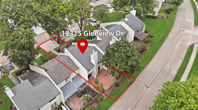 12315 Glenview Drive, Montgomery, TX 77356