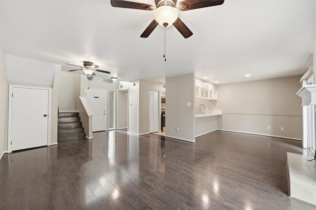 12315 Glenview Drive, Montgomery, TX 77356