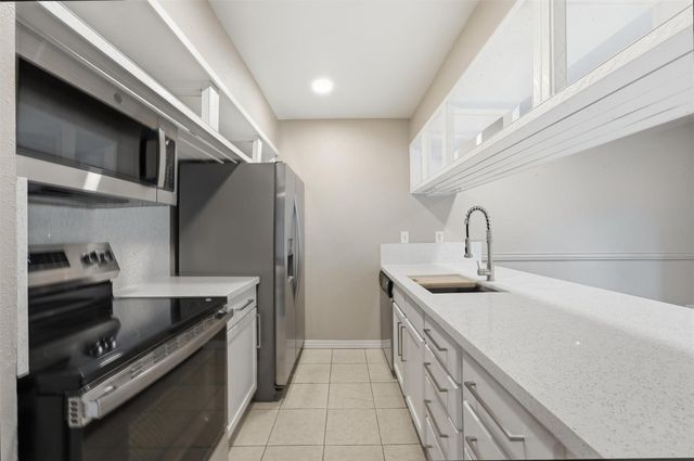 12315 Glenview Drive, Montgomery, TX 77356