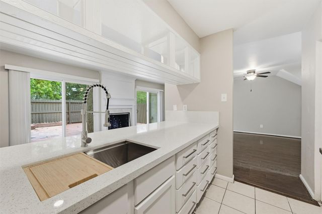 12315 Glenview Drive, Montgomery, TX 77356