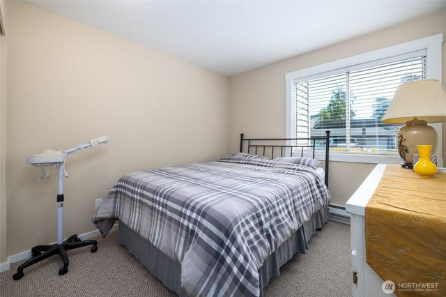 15415 35th Avenue W #J101, Lynnwood, WA 98087