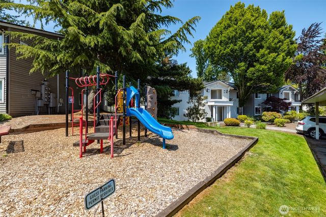 15415 35th Avenue W #J101, Lynnwood, WA 98087