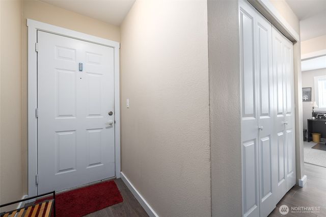 15415 35th Avenue W #J101, Lynnwood, WA 98087