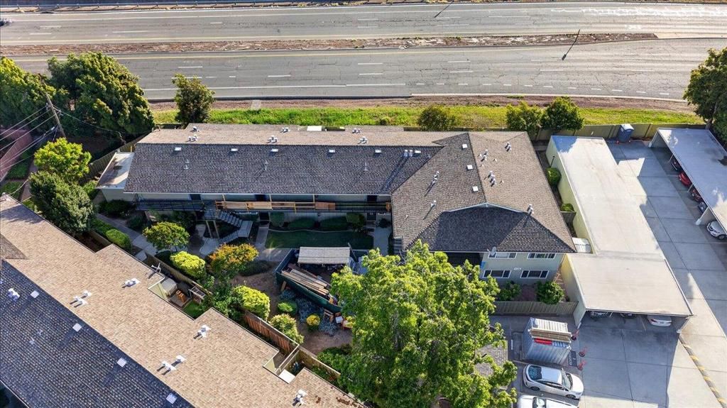 Image 34 of property listing at 3598 Payne Avenue 8, San Jose, CA 95117