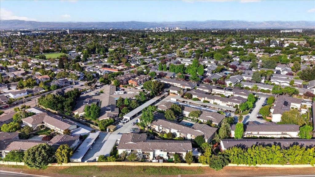 Image 39 of property listing at 3598 Payne Avenue 8, San Jose, CA 95117