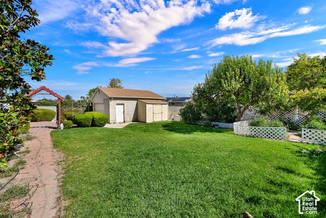 3733 S DEANN DR, West Valley City, UT 84128
