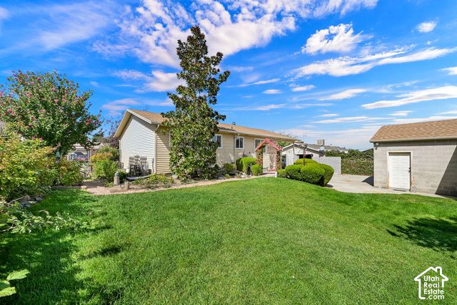 3733 S DEANN DR, West Valley City, UT 84128