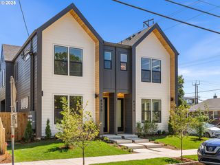 4320 N Gantenbein 1, Portland, OR 97217