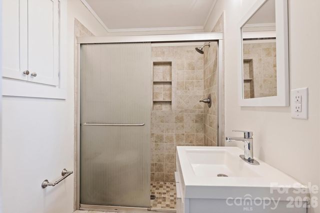 4824 Gilmore Drive, Charlotte, NC 28209
