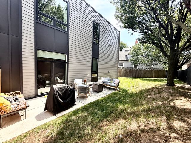 3947 W Dakin Street 1, Chicago, IL 60618