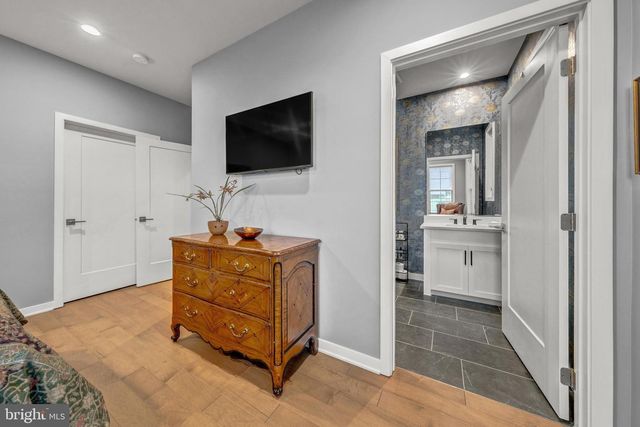 43927 HURLEYS HUNT TER, Ashburn, VA 20147