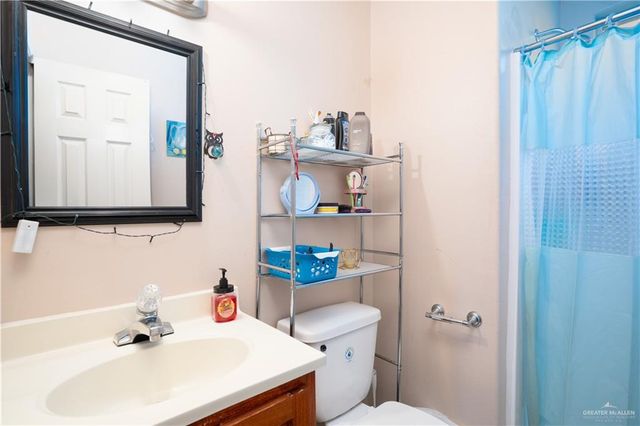 24609 Ocean Street, Monte Alto, TX 78538