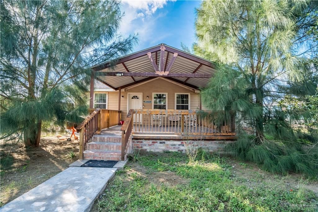 24609 Ocean Street, Monte Alto, TX 78538