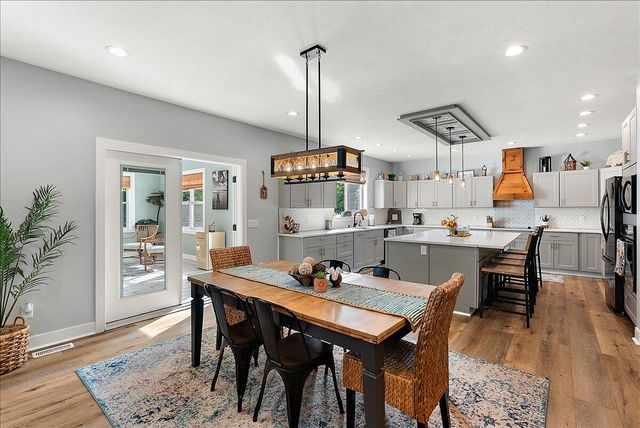 7654 Burrstone Drive, Caledonia, MI 49316