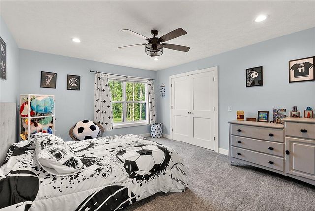 7654 Burrstone Drive, Caledonia, MI 49316