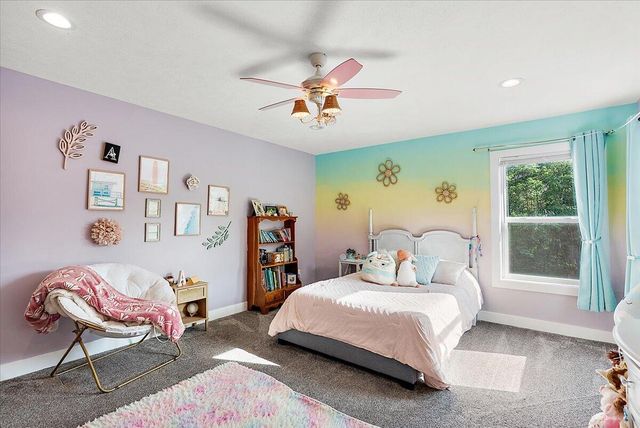 7654 Burrstone Drive, Caledonia, MI 49316