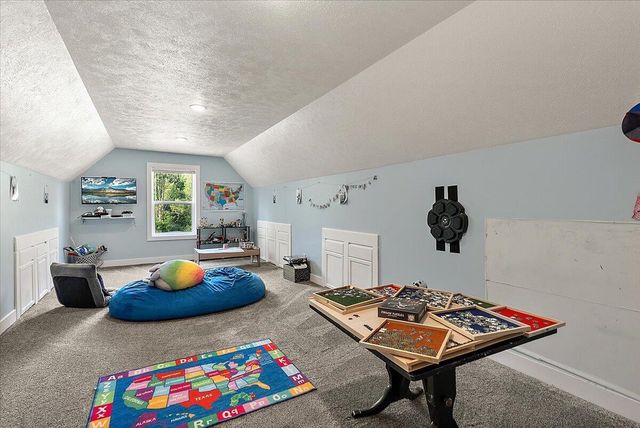 7654 Burrstone Drive, Caledonia, MI 49316