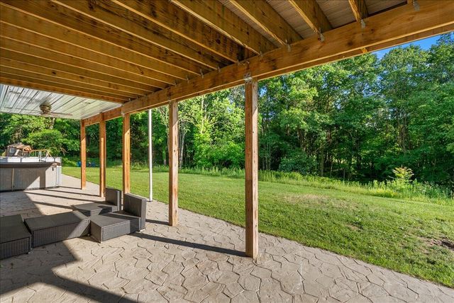 7654 Burrstone Drive, Caledonia, MI 49316